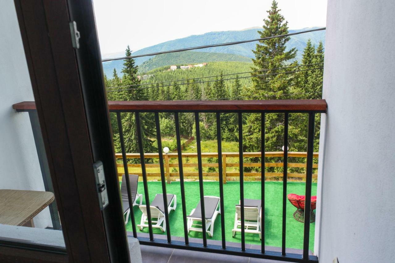 Perla Muntilor Hotel Ранка Екстериор снимка