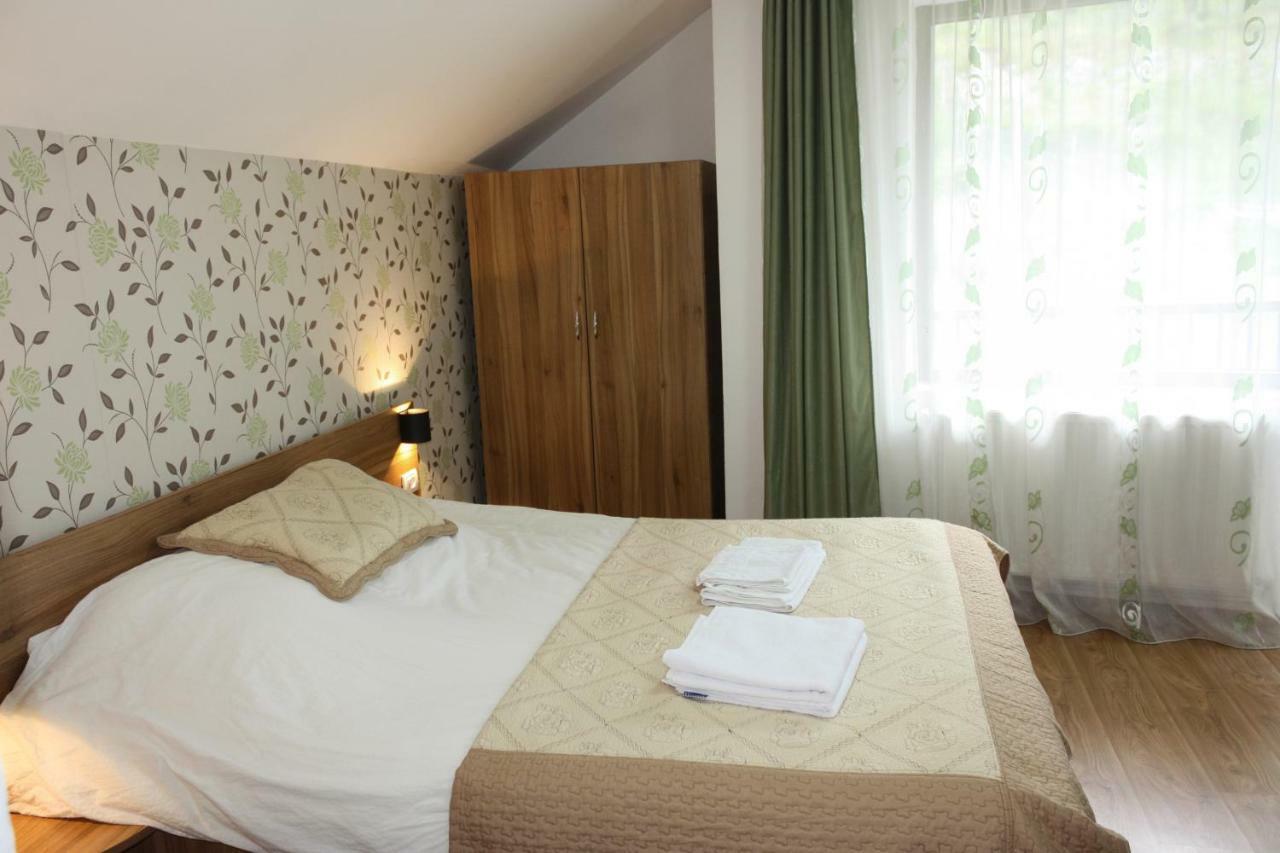 Perla Muntilor Hotel Ранка Екстериор снимка